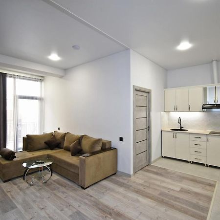 New Apartment In Yerevan City Center Exteriör bild