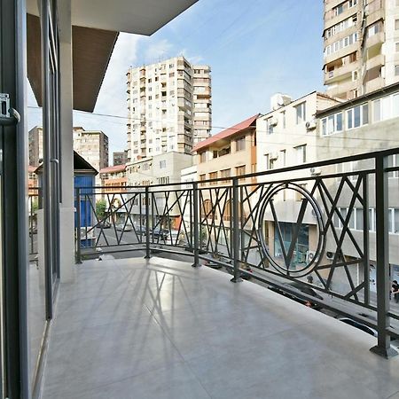 New Apartment In Yerevan City Center Exteriör bild