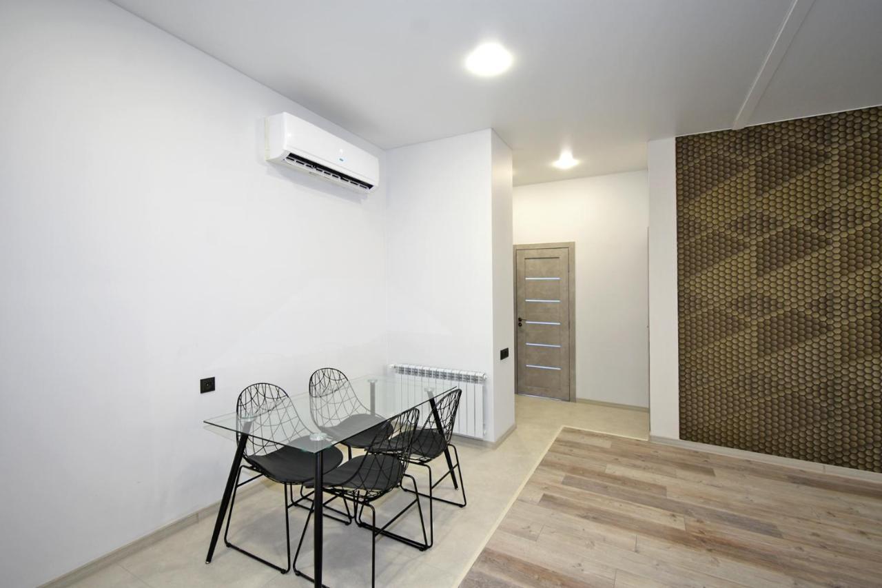 New Apartment In Yerevan City Center Exteriör bild