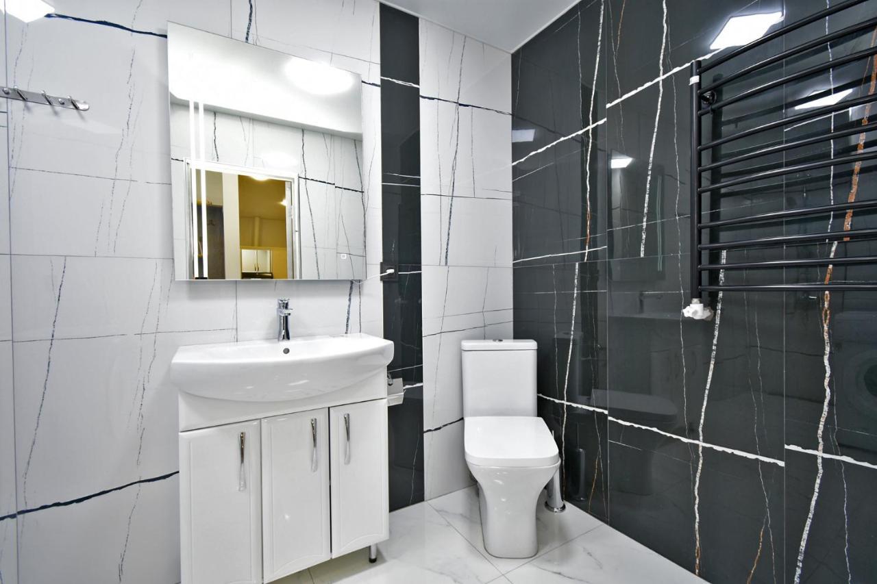 New Apartment In Yerevan City Center Exteriör bild
