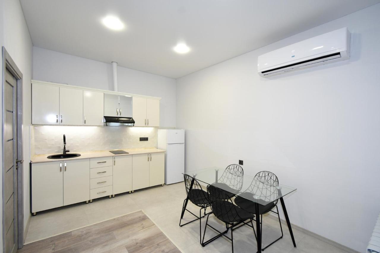 New Apartment In Yerevan City Center Exteriör bild